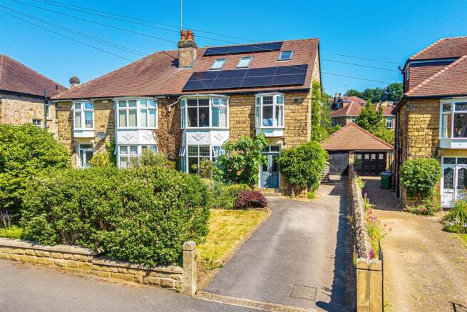 5 bed property, in 18 Grove Road, £750,000