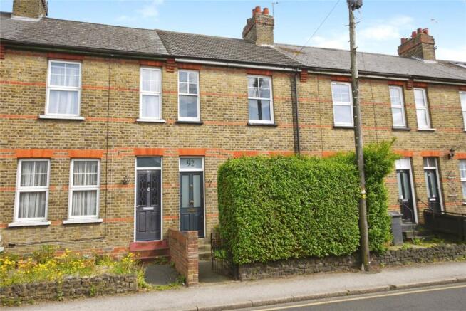 2 bed property, in Western Road, £475,000