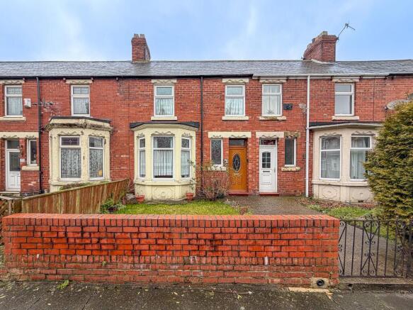 3 bed property, in Parsons Gardens, £120,000