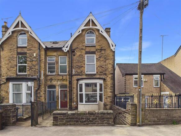 6 bed property, in Endcliffe Terrace Road, £575,000
