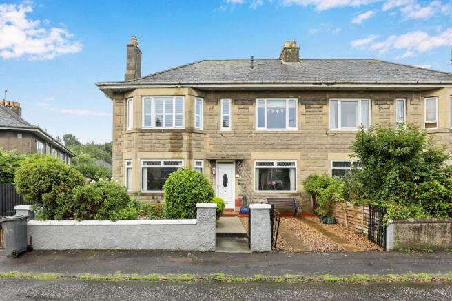 2 bed property, in 26 Corbiehill Place, £285,000