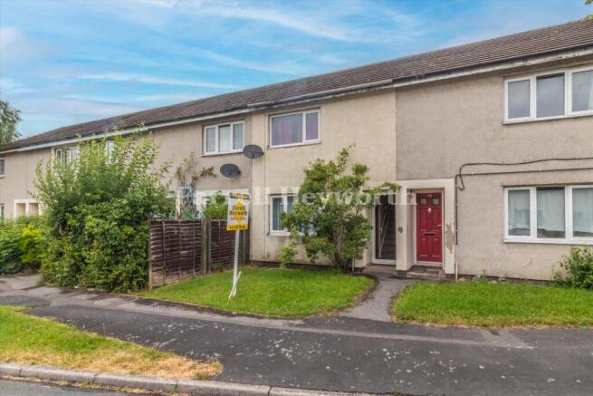 2 bed property, in New Rough Hey, £115,000