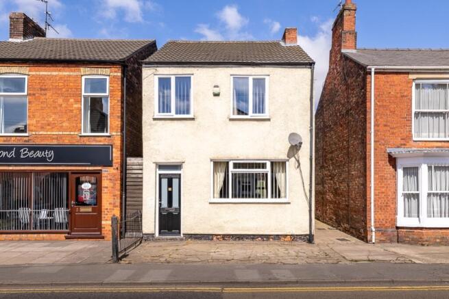 3 bed property, in Argyle Street, £165,000