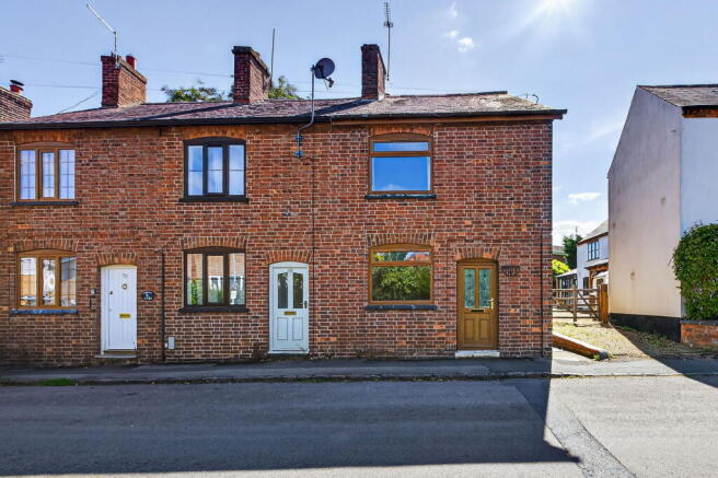 2 bed property, in West Street, £180,000