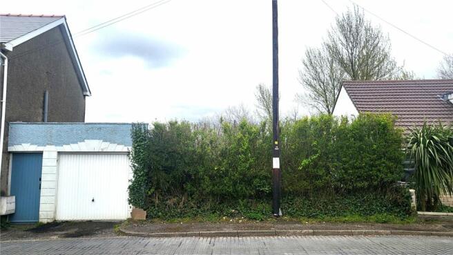 Studio, in Cefn Glas Road, £75,000