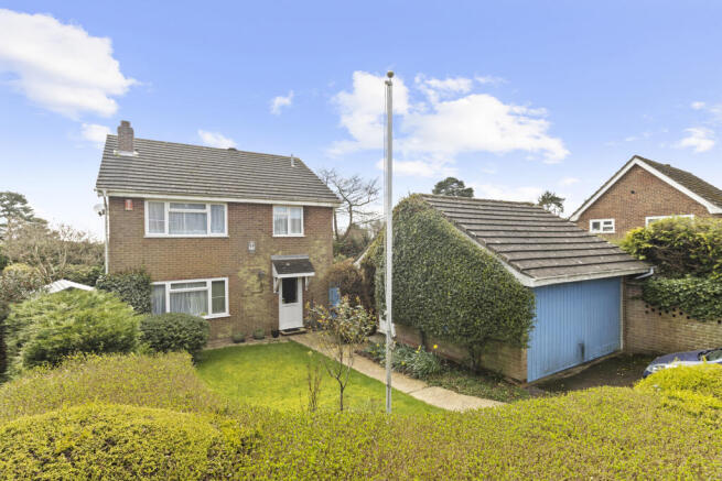 4 bed property, in Heathfield TN21, £525,000