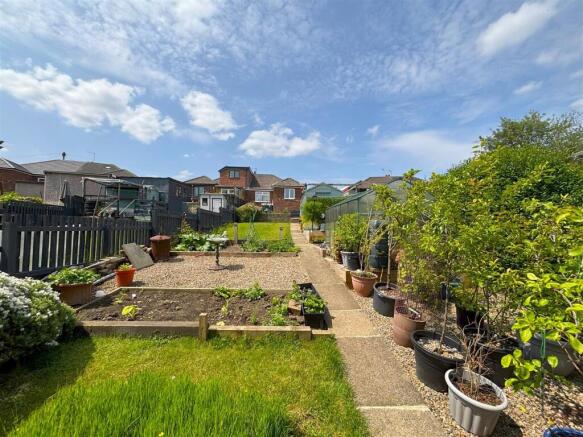 2 bed property, in 56, £255,000