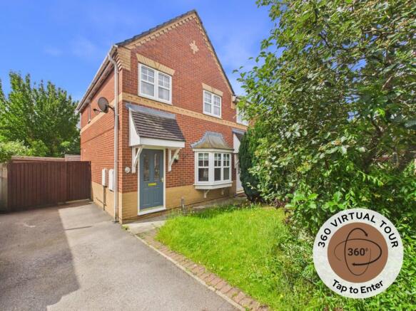 3 bed property, in Coleridge Close, £230,000