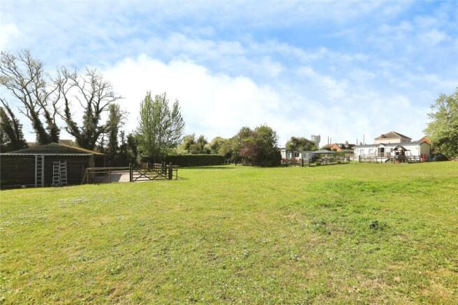 4 bed property, in Plough Road, £700,000