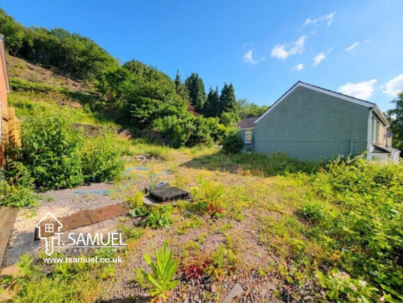 Studio, in Building Plot Valley View, £55,000