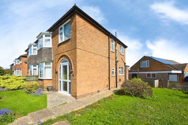 3 bed property, in Marples Avenue, £210,000