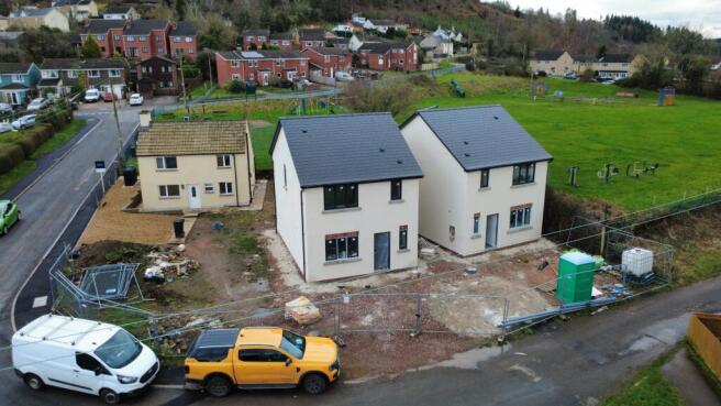 3 bed property, in New House - Rocks Road, £295,000