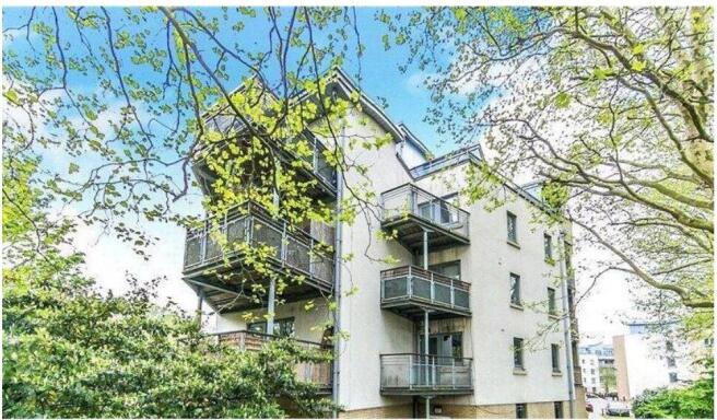 1 bed property, in 180 Yeoman Close, £36,000