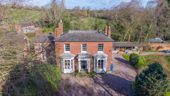7 bed property, in The Meads, £1,500,000