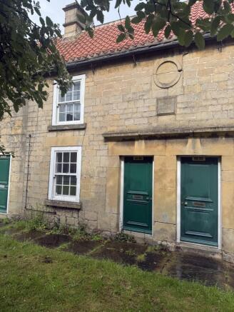 1 bed property, in 17 Cotton Street, £60,000