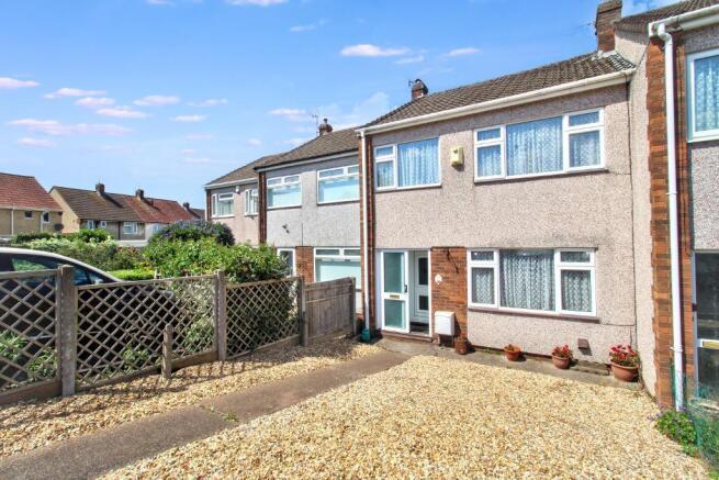 3 bed property, in Leicester Square, £285,000