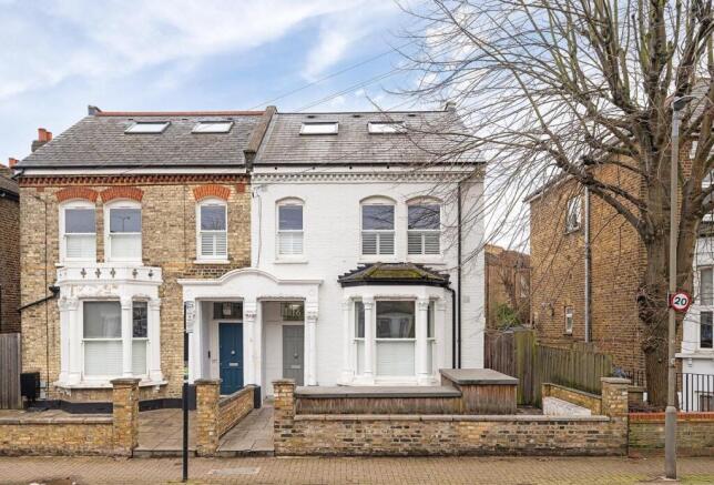2 bed property, in Byrne Road SW12, £500,000