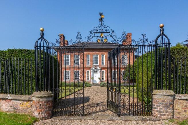 6 bed property, in Hereford, £1,800,000