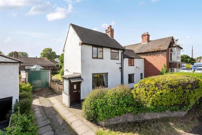 3 bed property, in Bramble Cottage, £80,000