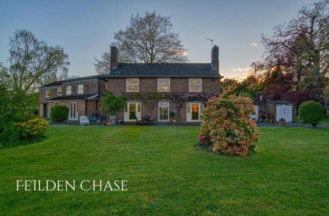 7 bed property, in Feilden Chase, £850,000
