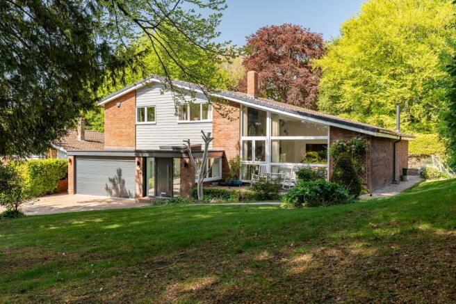 4 bed property, in Pearman Drive, £1,150,000