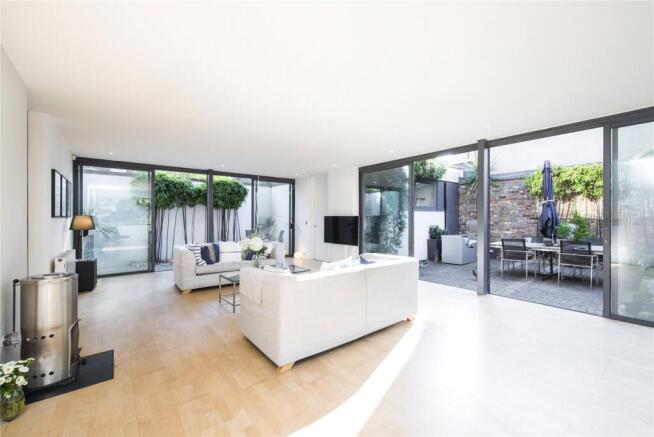 5 bed property, in Hydes Place, £3,250,000