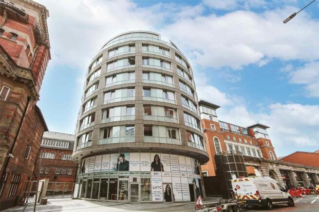 1 bed property, in Hatton Garden, £110,000