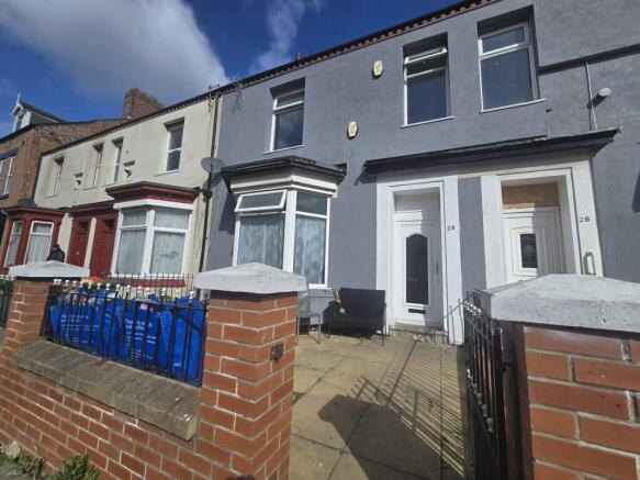 4 bed property, in Cranbourne Terrace, £85,000