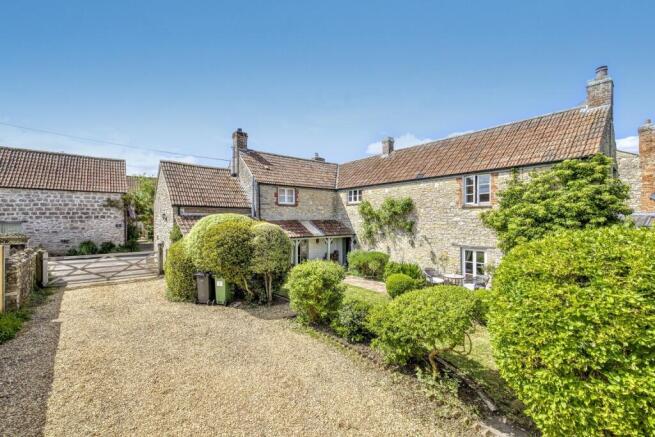 4 bed property, in Heart of Catcott, £725,000