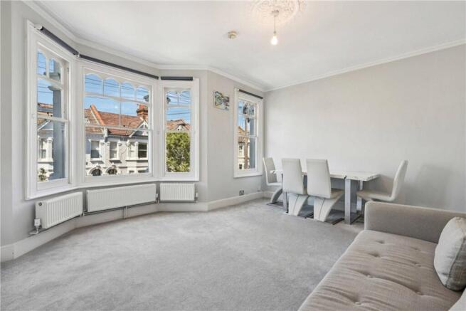 3 bed property, in Kenyon Street, £750,000