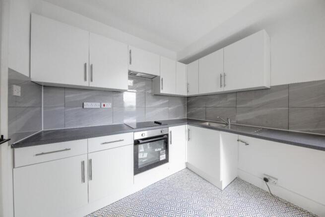 2 bed property, in Watford Road, £300,000