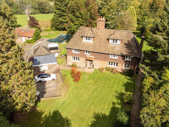 5 bed property, in East Street, £1,375,000
