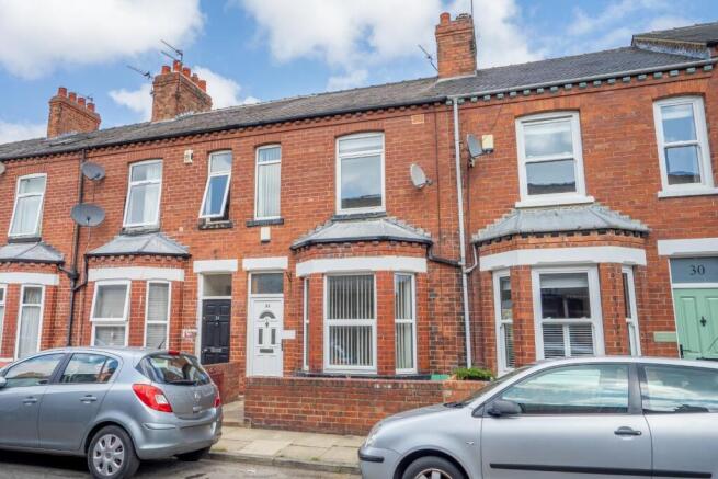 4 bed property, in Garth Terrace, £325,000
