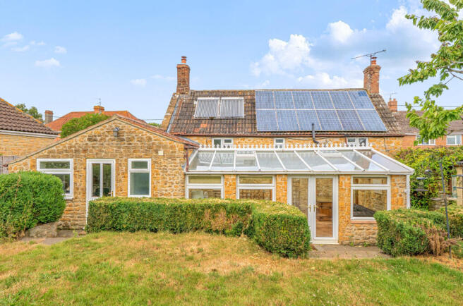 3 bed property, in Vine Cottage, £500,000