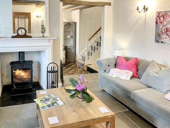 2 bed property, in Church View, £210,000