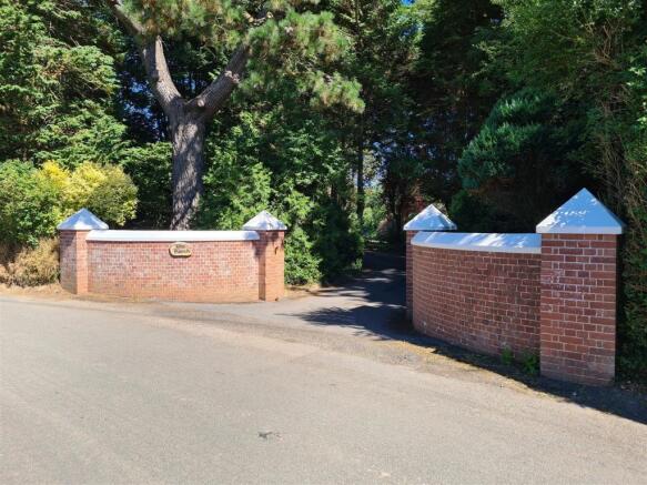 Studio, in Chapel, £550,000