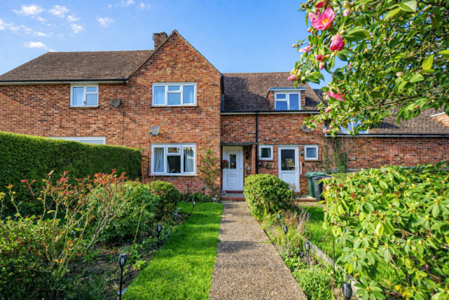 3 bed property, in Higham Gardens, £300,000