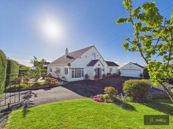 4 bed property, in The Green, £674,950