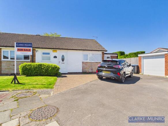2 bed property, in Baysdale Walk, £150,000