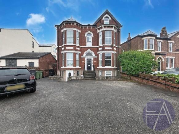 1 bed property, in 62 Alexandra Road, £60,000