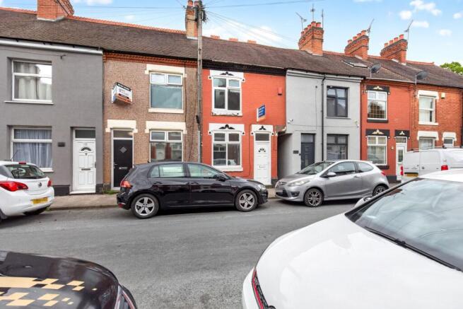 3 bed property, in Alexandra Street, £155,000