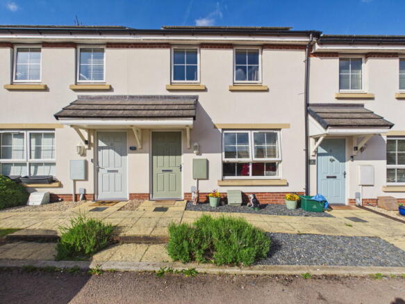 3 bed property, in Astridge Close, £255,000