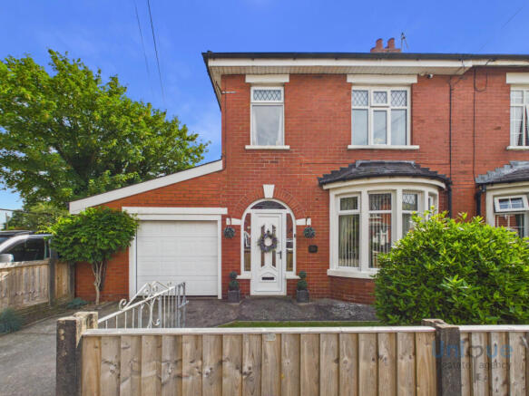 3 bed property, in Ribby Avenue, £245,000