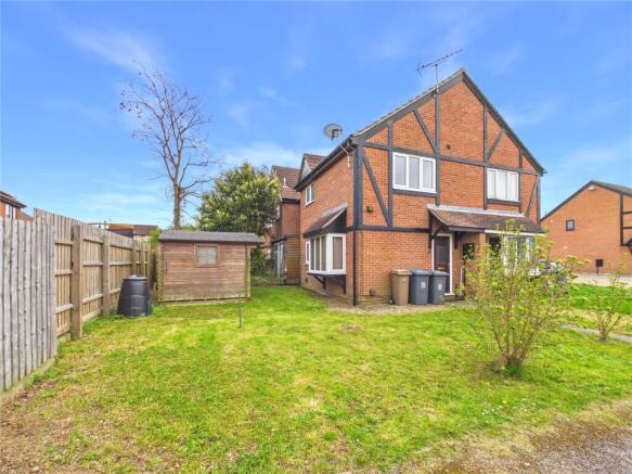 1 bed property, in The Downs, £120,000