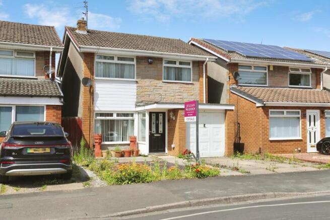 3 bed property, in Craig Road, £360,000