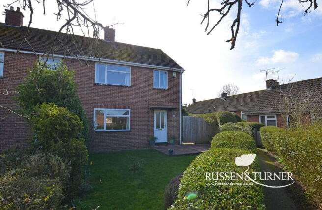 3 bed property, in Sandringham Road, £185,000