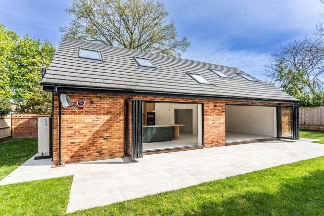 4 bed property, in Western Road, £995,950