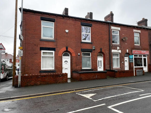 2 bed property, in Coalshaw Green Road, £105,000
