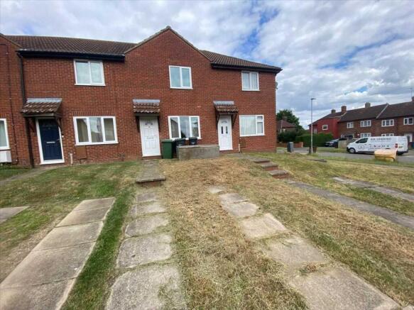 2 bed property, in Samuel Place, £149,995