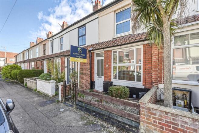 3 bed property, in Belsize Road, £195,000